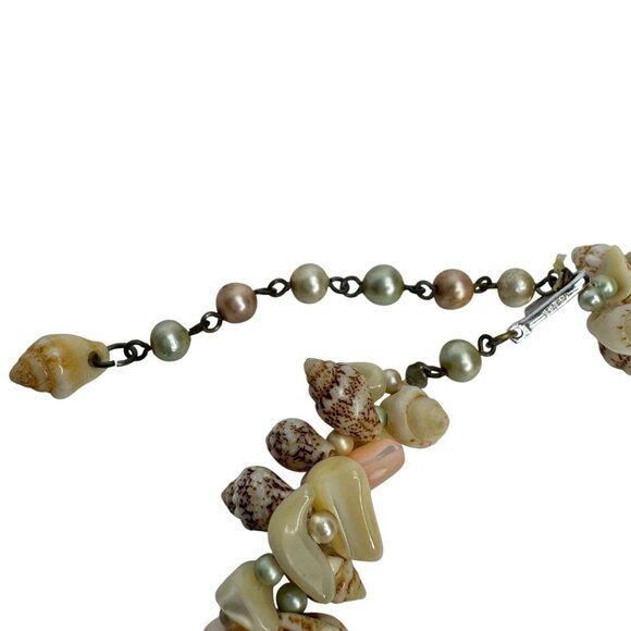 Vintage Pink Green Beige Shell & Faux‎ Pearl Necklace Beach Jewelry Vacationcore - Picture 3 of 7